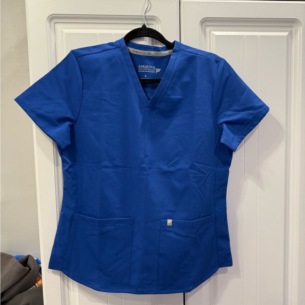 Fabletics Women's Blue V-Neck Scrub Top